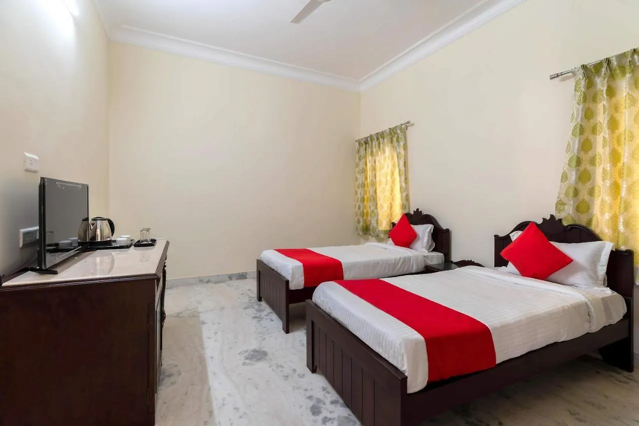 Chandra Vilas Udaipur Heritage Stay 3*,  Inde