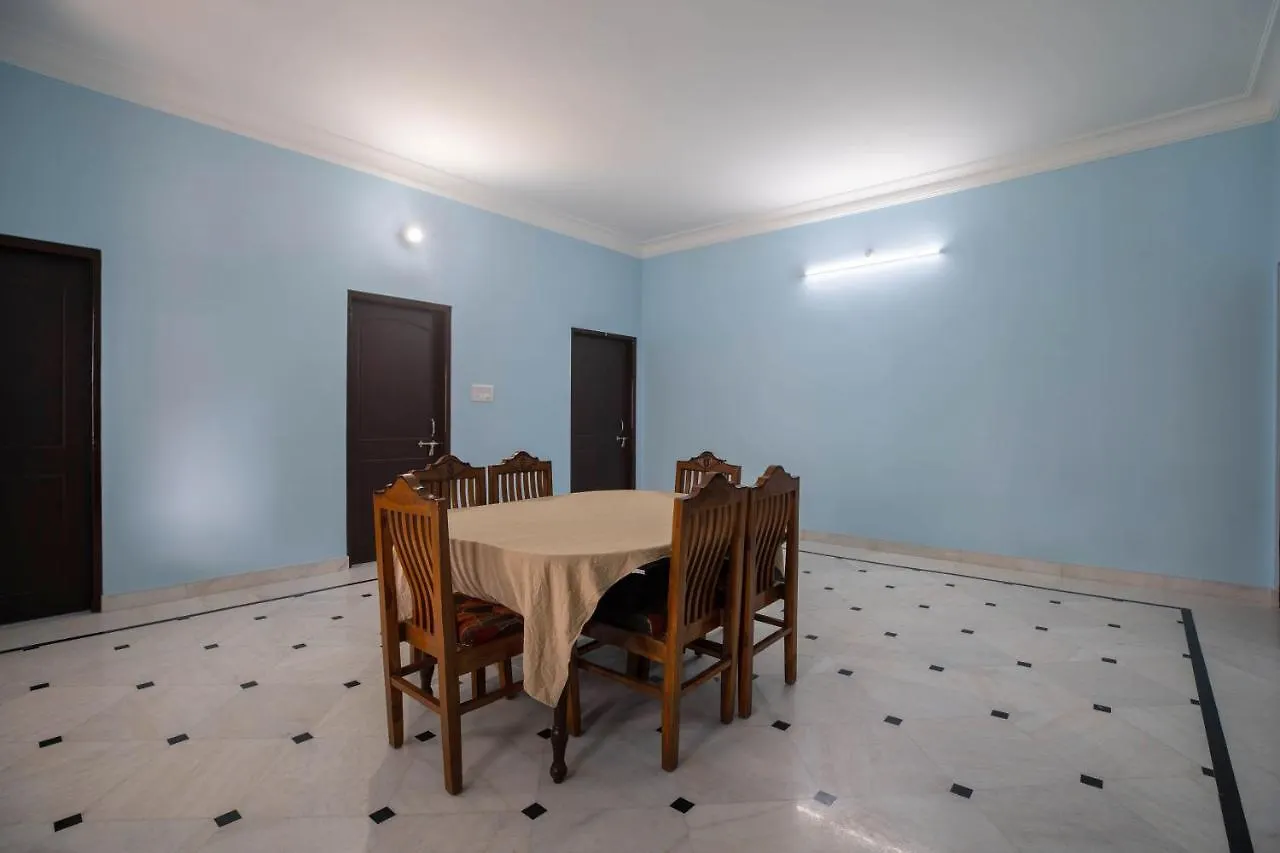 Hotel Chandra Vilas Udaipur Heritage Stay